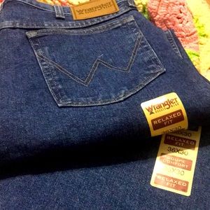 (2) Wrangler Rugged Wear Jeans-36x30